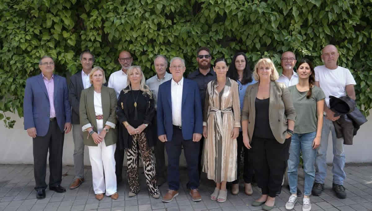 Junta directiva del Colegio de Veterinarios de Madrid. (Foto: COLVEMA)