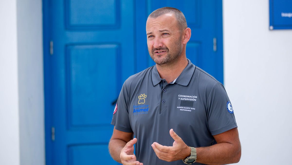 Ruimán Duarte, premiado por el Colegio de Veterinarios de Las Palmas de Gran Canaria por su labor en bienestar animal. (Foto: Cedida a AnimalCare)