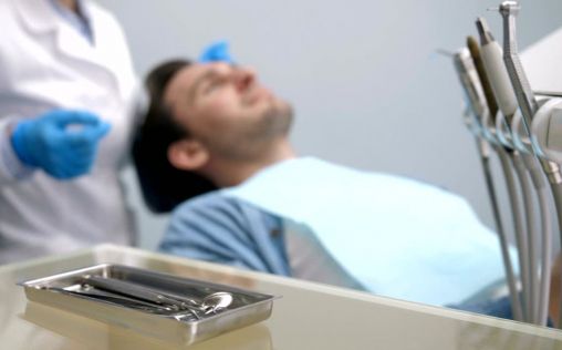 La ley de atención pública a la salud bucodental inicia su despliegue en Cataluña