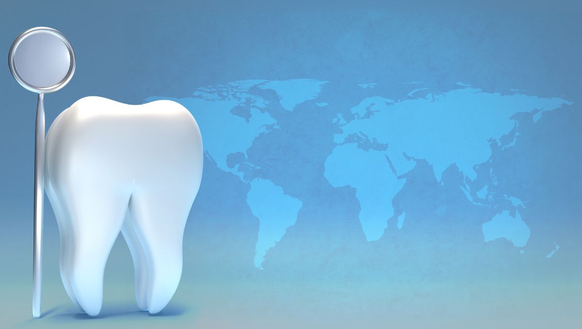 Un centenar de países se han reunido en la primera reunión mundial sobre salud bucodental organizada por la Organización Mundial de la Salud (OMS) para elaborar hojas de ruta nacionales y negociar una declaración conjunta (Montaje ConSalud)