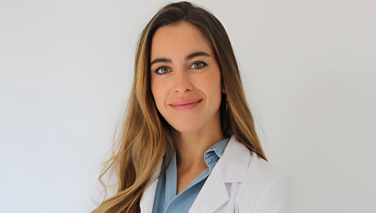 La Dra. María Rogel, médico especialista en dermatología clínica y estética y tricología (Foto cedida a ConSalud)