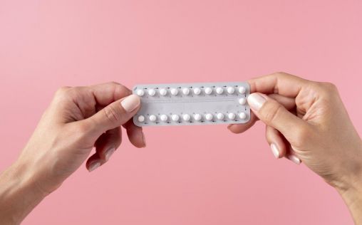 Las pastillas anticonceptivas hacen crecer el pelo, ¿mito o realidad?