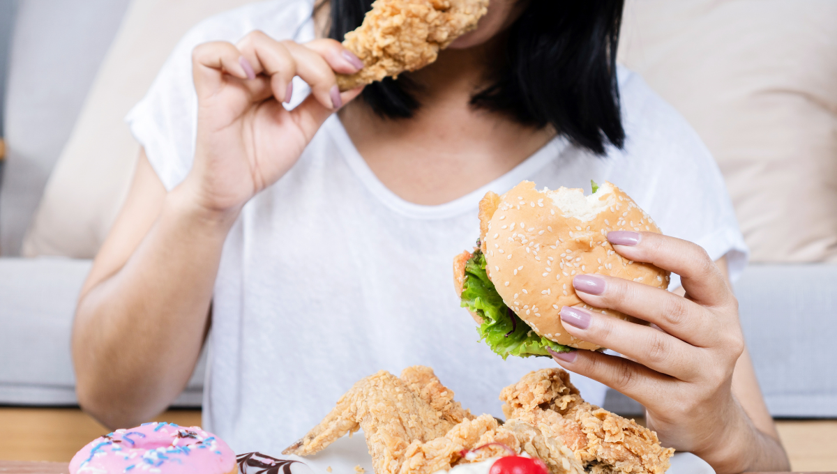 Comer rápido puede tener consecuencias negativas para la salud (Foto. Canva)