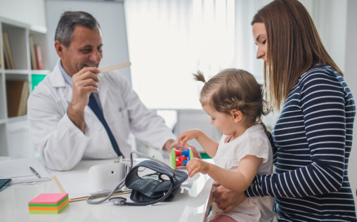 Infecciones urinarias en niños: la Dra. Sarrión explica cómo prevenirlas