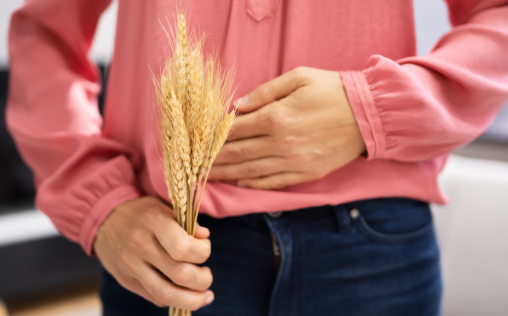 ¿Tienes dolor abdominal y fatiga? Aprende a distinguir entre celíaquía y sensibilidad al gluten