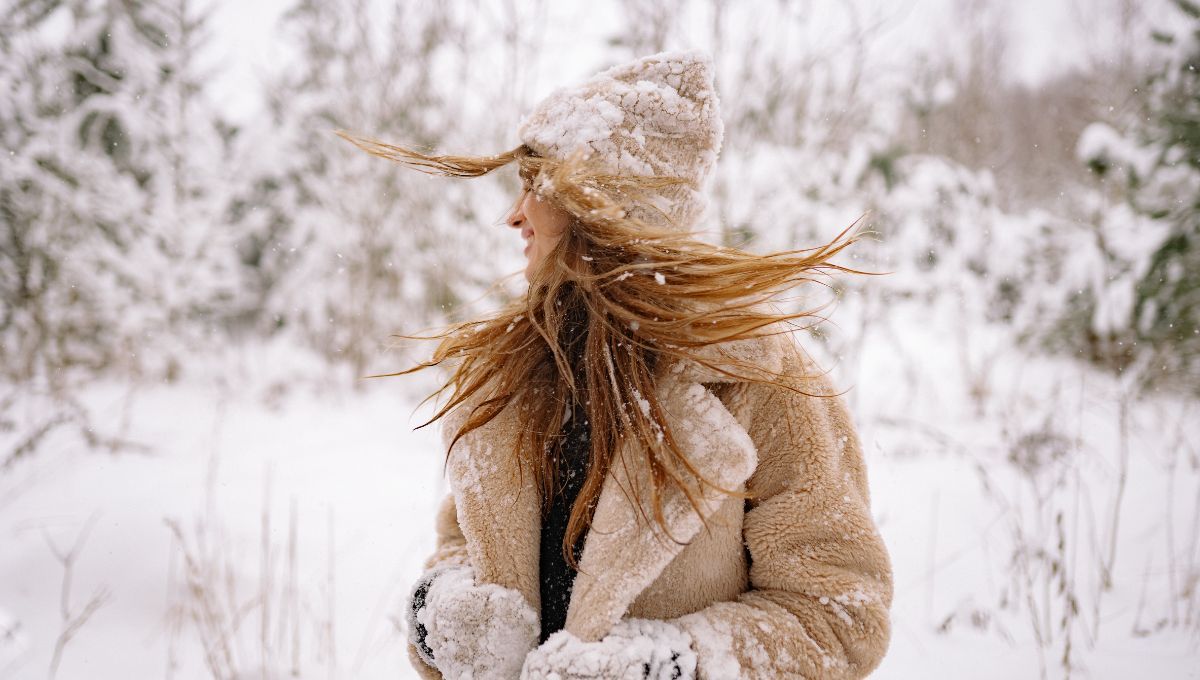 El invierno pone a prueba nuestro cabello (Foto. Canva)