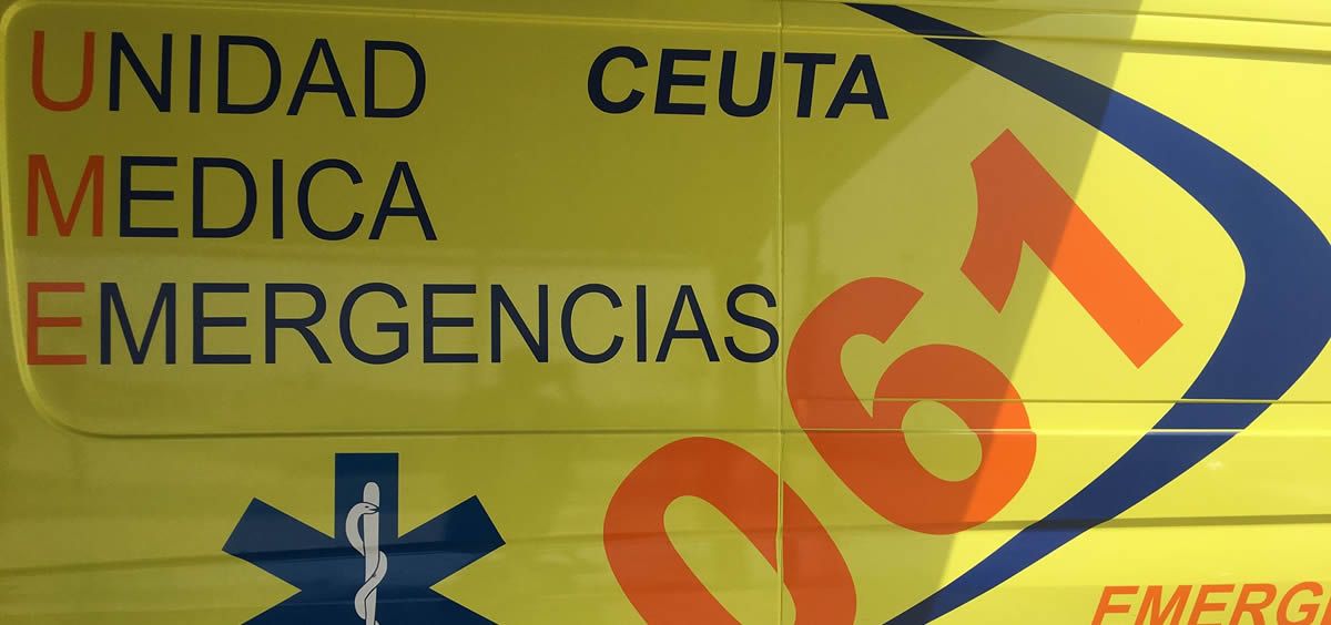 Ambulancia del 061 de Ceuta (Foto: Facebook 061 Ceuta)