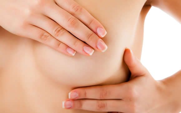 La metástasis hacia la columna vertebral es la más frecuente en cáncer de mama