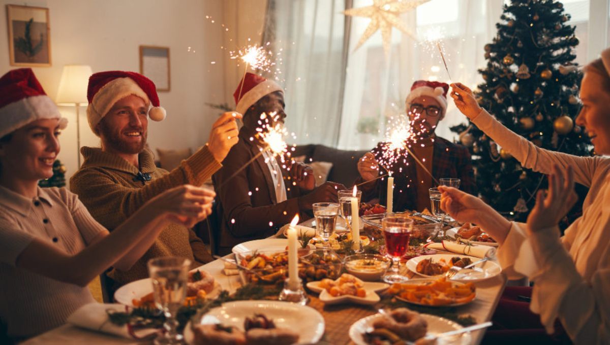 ¿Cómo disfrutar de las comidas navideñas y evitar indigestiones? 5 consejos de la UOC (Foto. Consejo de Dentistas / Consalud)