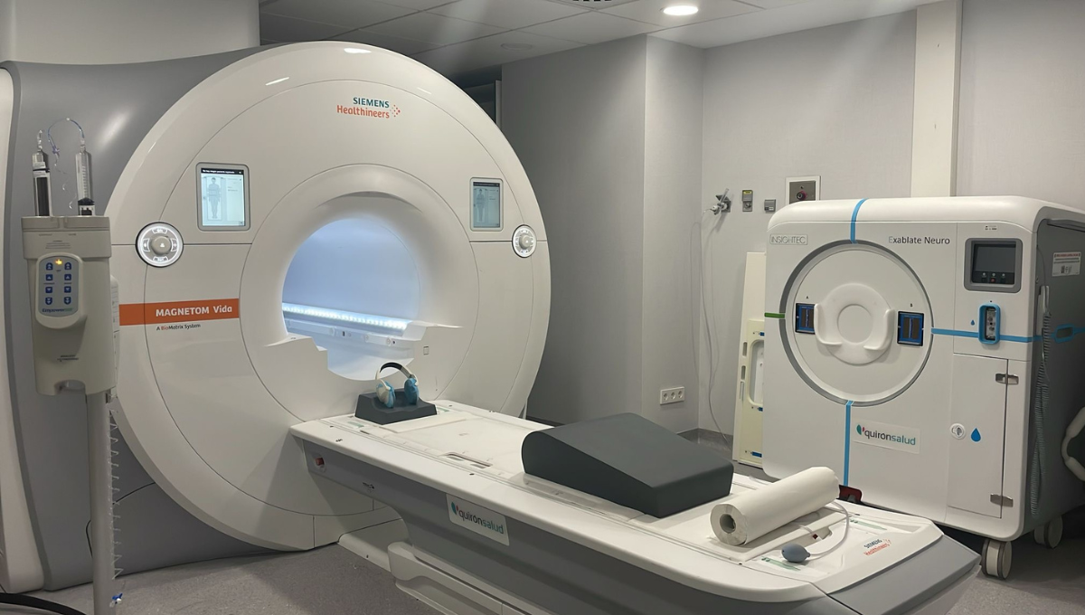 Sala con resonancia magnética de la FJD en la que se aplica el tratamiento con HIFU (Foto: FJD)
