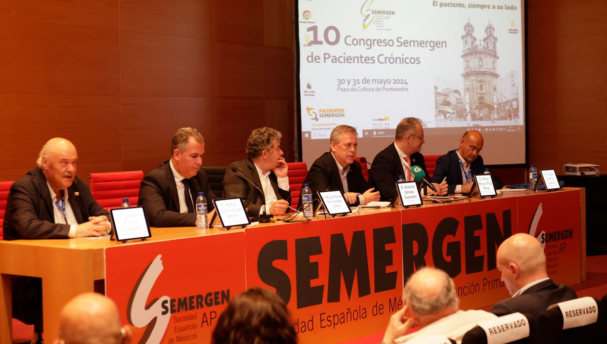 Antonio Gómez Caamaño asistió a la inauguración del X Congreso Nacional de Enfermos Crónicos (Foto. Xunta de Galicia)