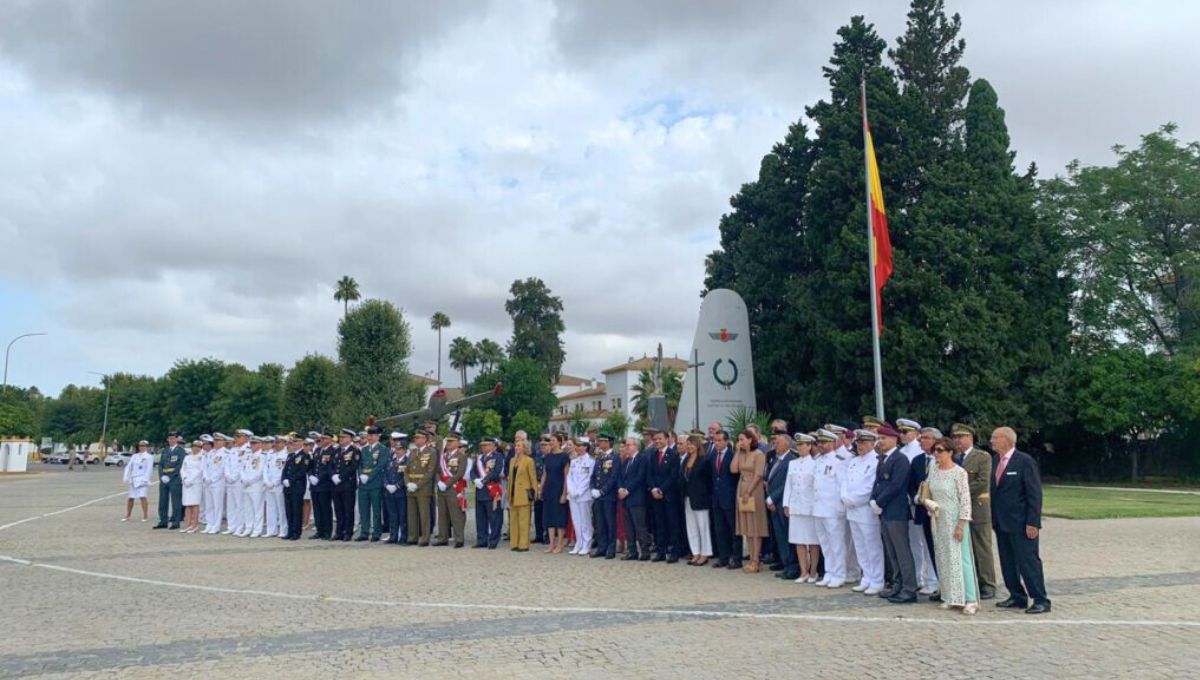 Celebración de la festividad de Nuestra Señora del Perpetuo Socorro, patrona de la Sanidad Militar en el Acuartelamiento de Tablada en Sevilla (Fuente: X ICOES)
