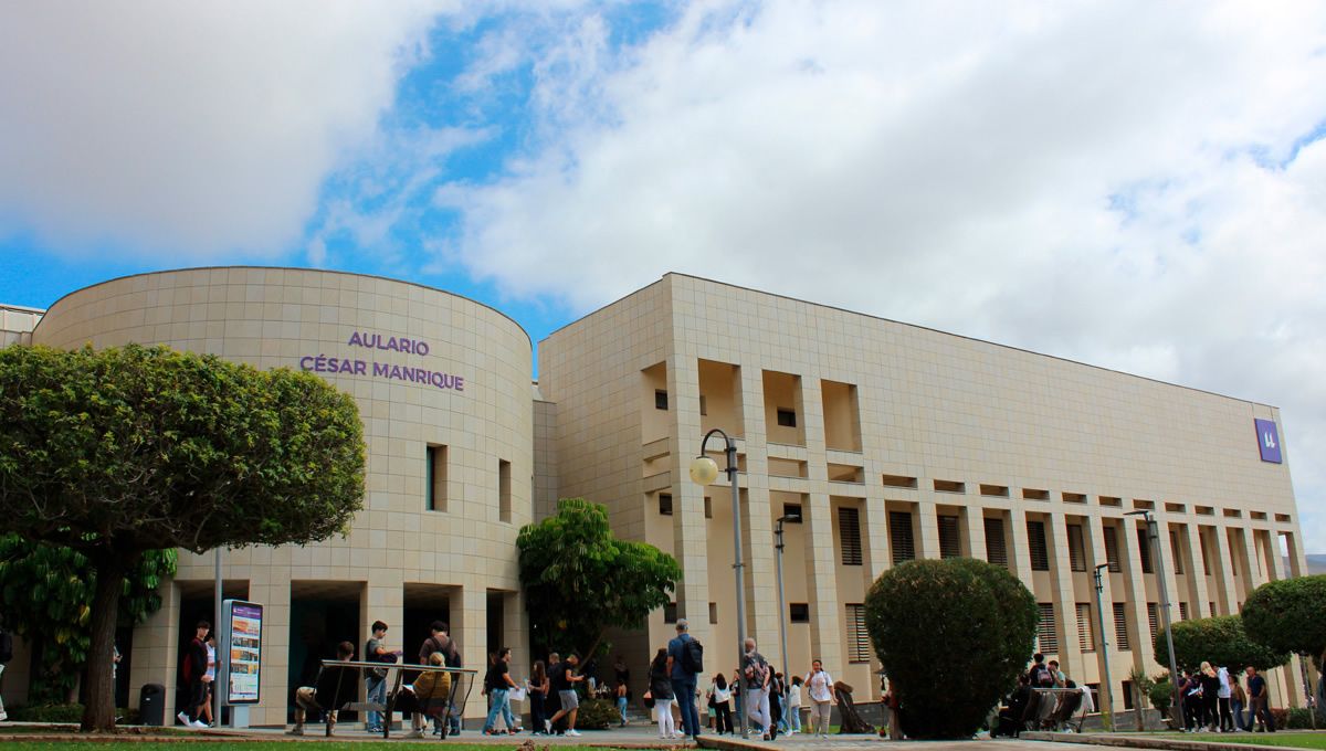 Exterior de la Universidad de La Laguna (FOTO: ULL)