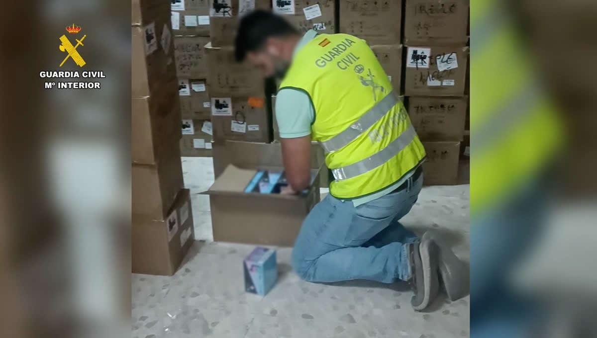 La Guardia Civil retira más de 170.000 productos ilegales de vapeo en la provincia de Sevilla (Foto. Guardia Civil)