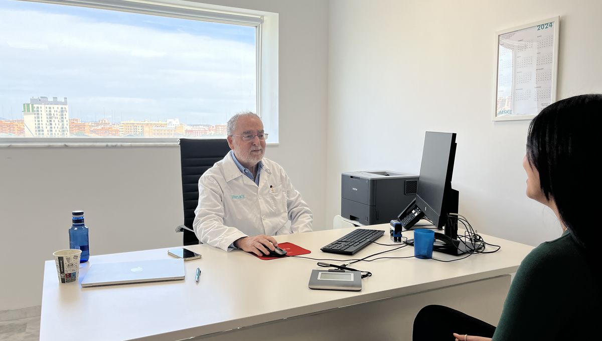 El doctor Vicente Palop, responsable de la Unidad de Fibromialgia de Ribera IMSKE (Foto. Ribera)