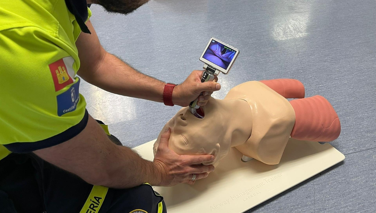 Muestra operativa del uso de un videolaringoscopios. (JCCM)