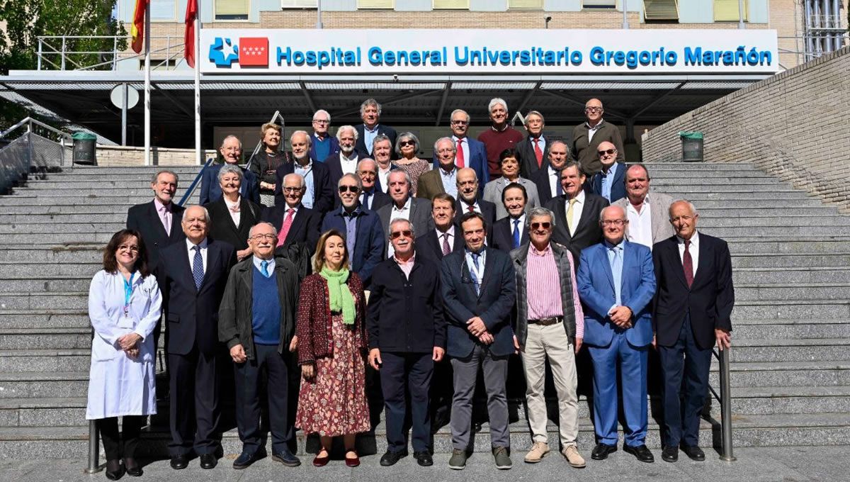 Primera promoción de médicos formados en el Hospital Gregorio Marañón (FOTOMONTAJE: ConSalud.es)