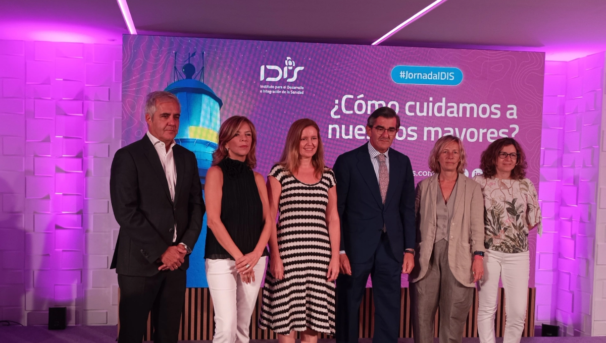 IDIS presenta el informe  del cuidado de los mayores (Foto. ConSalud)