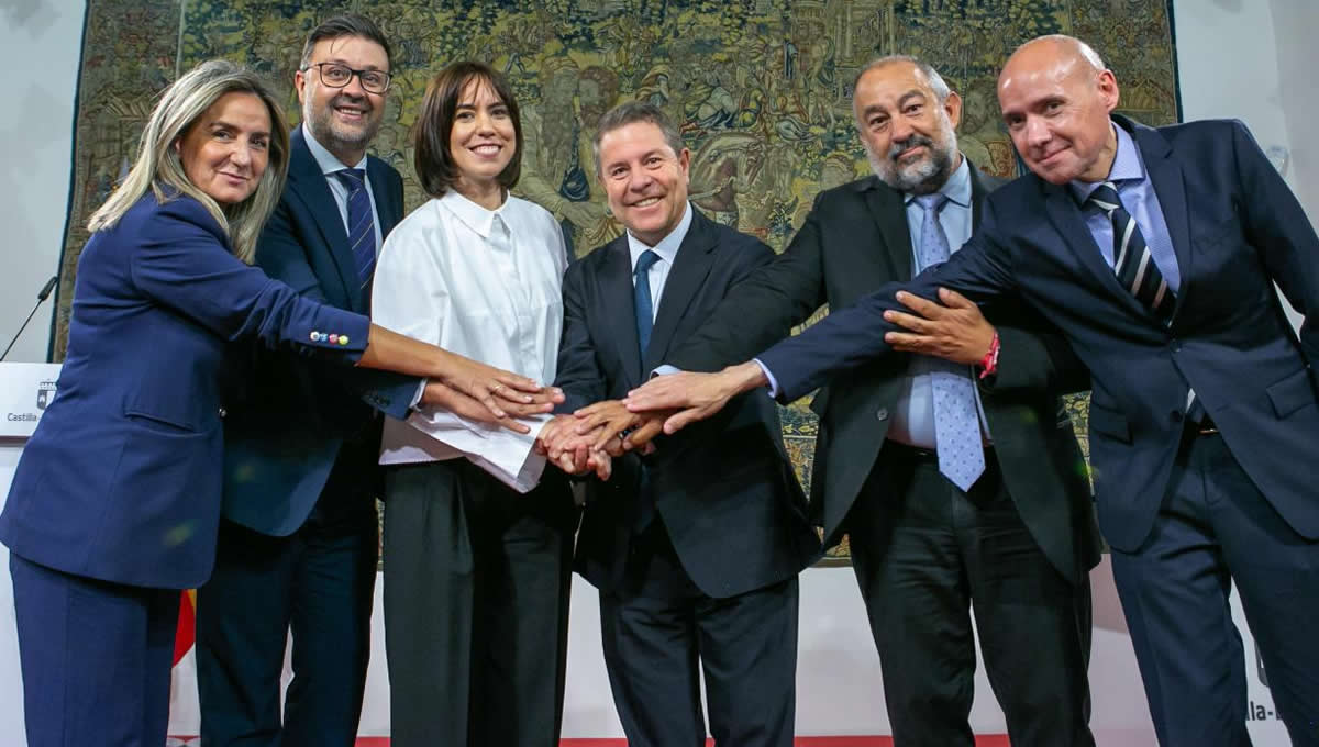 Emiliano García-Page, presidente de Castilla-La Mancha, anuncia una actualización de su Plan de Perspectiva Contractual y Retención del Talento en el ámbito sanitario (FOTO: Castilla-La Mancha)