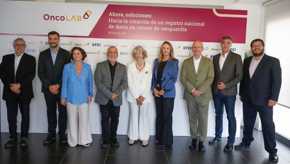 Presentación de OncoLAB presenta el documento de consenso para el registro de datos en cáncer de vanguardia (Fuente: AstraZeneca)