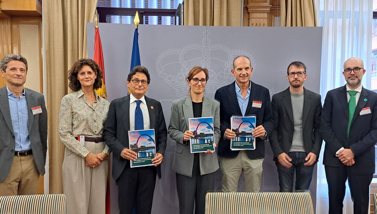 Sanidad y SEDAR firman su adhesión a la Declaración de Sostenibilidad de Glasgow (Foto. Ministerio de Sanidad)