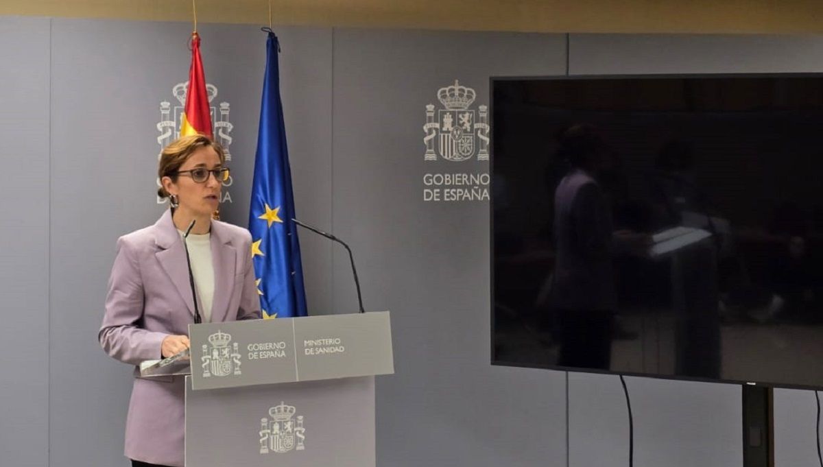 La ministra de Sanidad, Mónica García, en rueda de prensa del Interterritorial. (Foto: Javier Leunda)