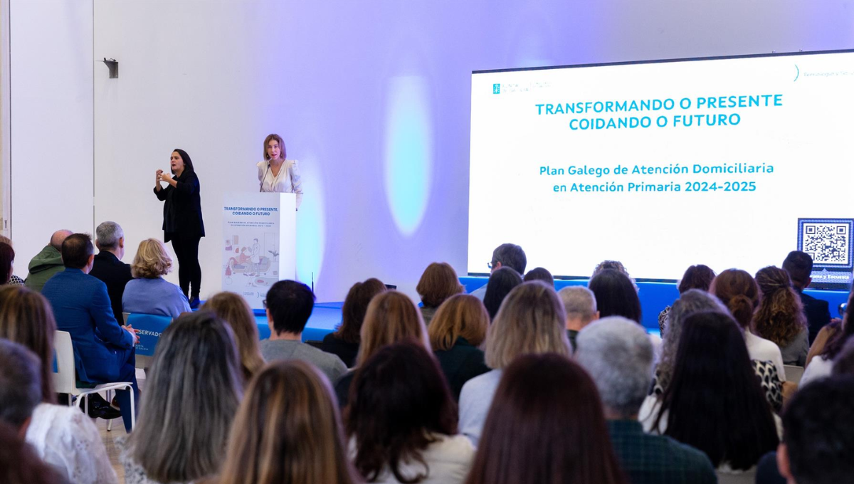 La secretaria general técnica de la Consellería de Sanidad de Galicia, Natalia Lobato Mosquera, en la jornada 'Transformando el presente, cuidando el futuro'. (Foto: Xunta)