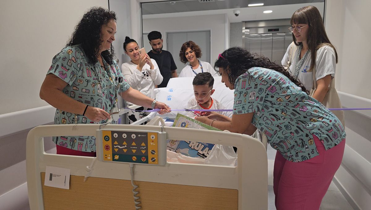 Primer paciente del área pediátrica del Nuevo Hospital (Foto. Hospital 12 de Octubre)