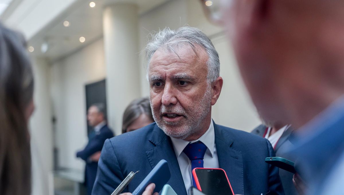 El ministro de Política Territorial, Ángel Víctor Torres, durante una sesión de control al Gobierno en el Senado (Foto. Ricardo Rubio Europa Press)