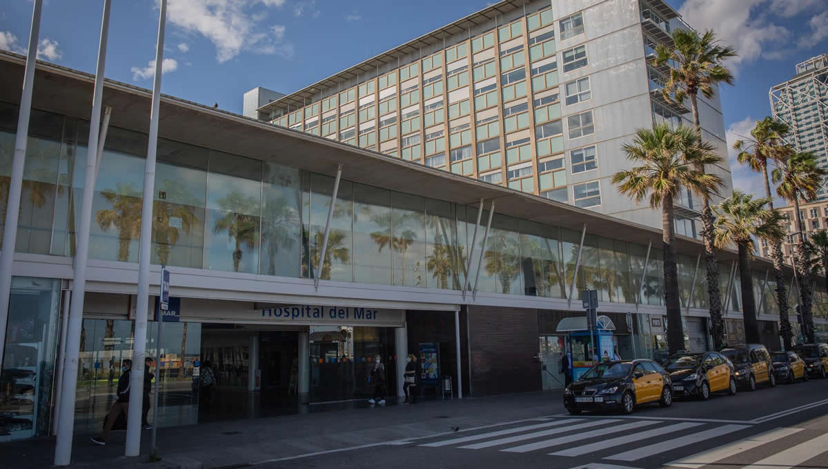 Fachada del Hospital del Mar de Barcelona (FOTO: Europa Press)