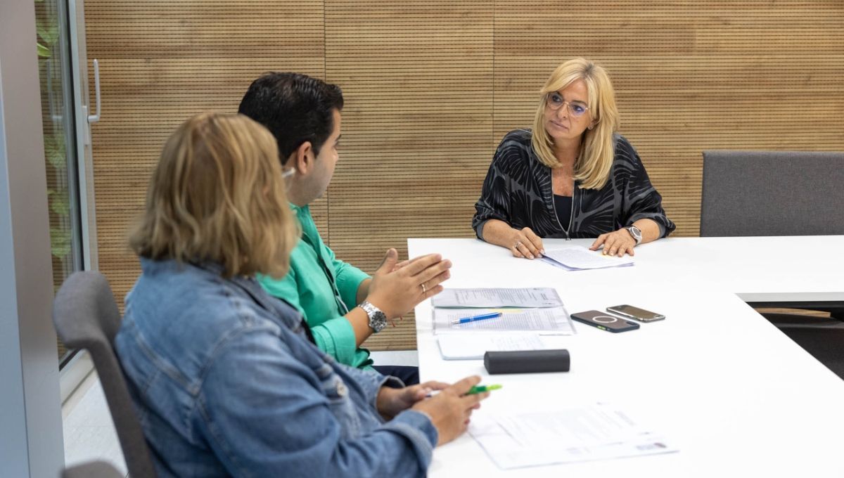 Esther Monzón escucha a los sindicatos para mejorar el sector sanitario de Canarias (Foto. Gobierno de Canarias)