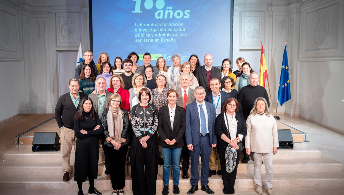 La ministra de Ciencia, Innovación y Universidades, Diana Morant, y la ministra de Sanidad, Mónica García, conmemoran el centenario de la Escuela Nacional de Sanidad (Foto: Ciencia)