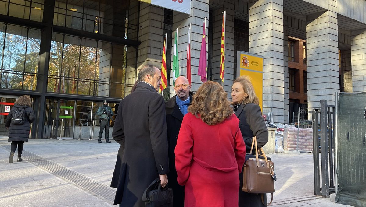 Consejeros de Sanidad del PP antes de la reunión del Consejo Interterritorial (Foto. ConSalud)