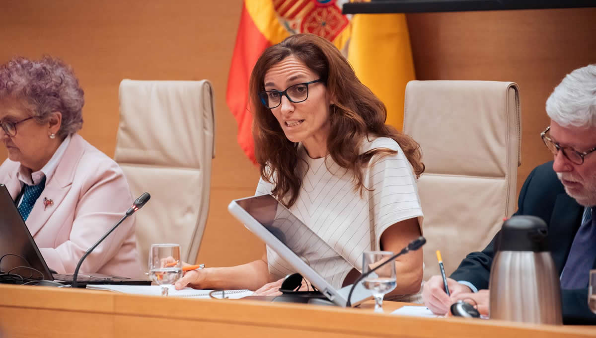 Mónica García, durante su comparecencia en Comisión de Sanidad en el Congreso. (Foto: EP)