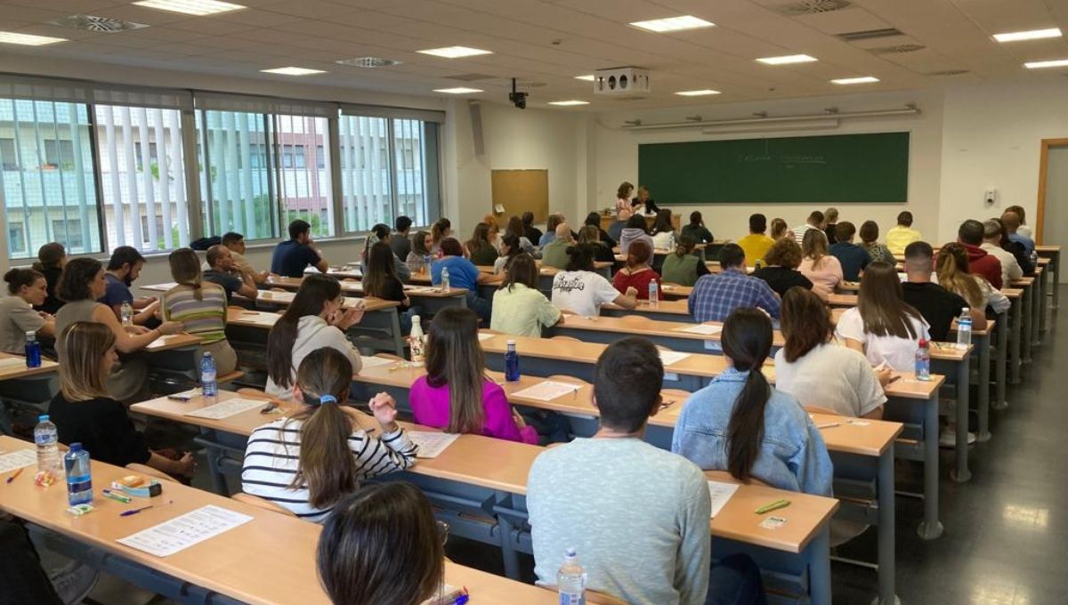 El Boletín Oficial de la Junta de Andalucía ha publicado la Oferta de Empleo Público para el año 2024 del Servicio Andaluz de Salud  (Foto. Junta de Andalucía)