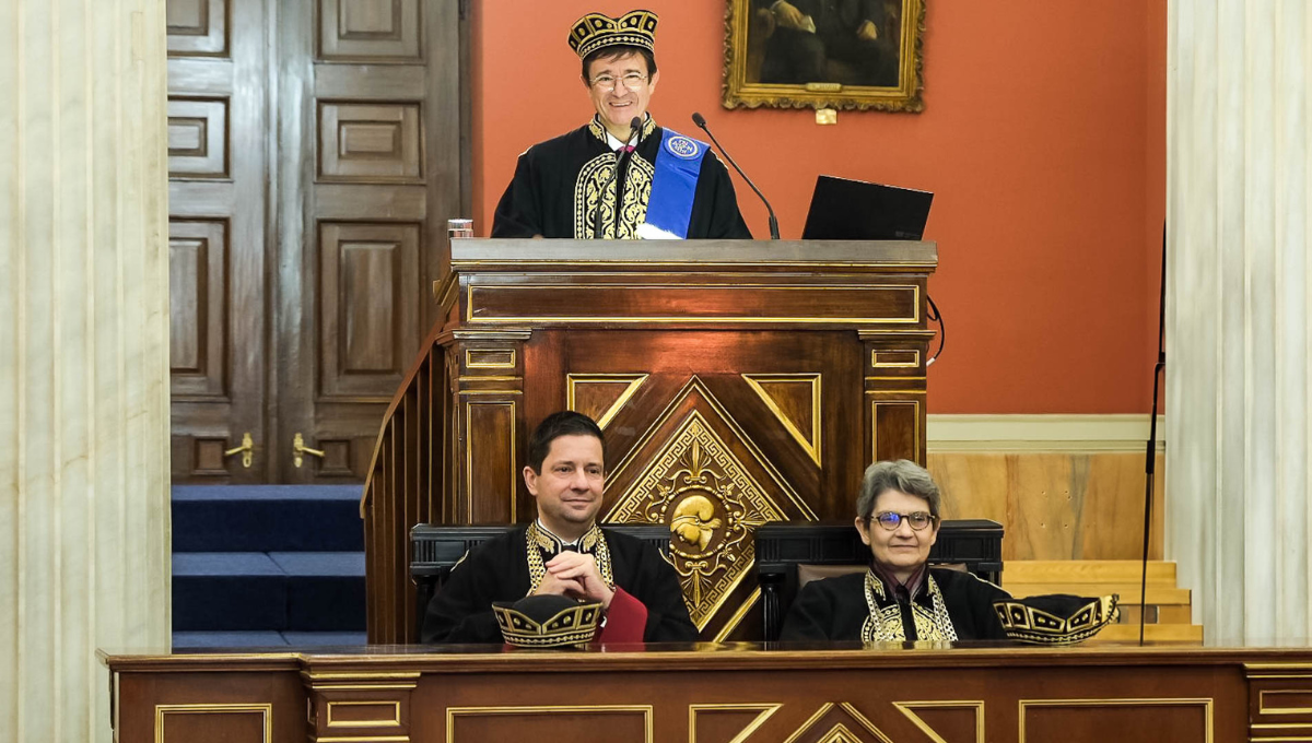 Andrés Cervantes recibe doctor honoris causa (Foto: INCLIVA)