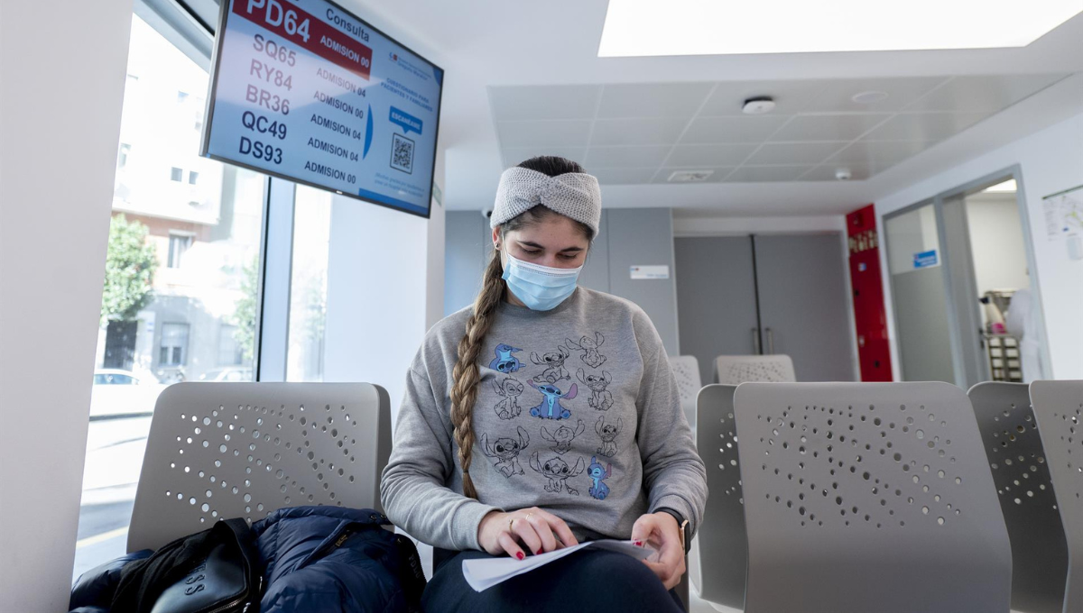 Sanidad recomienda usar mascarillas en centros sanitarios (Foto: Europa Press)