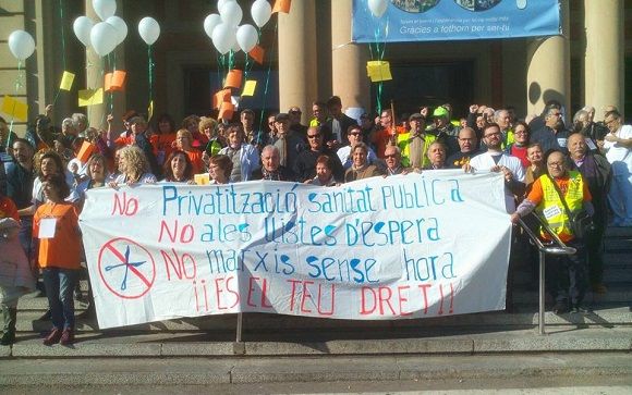 Protestas en el Vall d'Hebron contra los recortes sanitarios en Cataluña