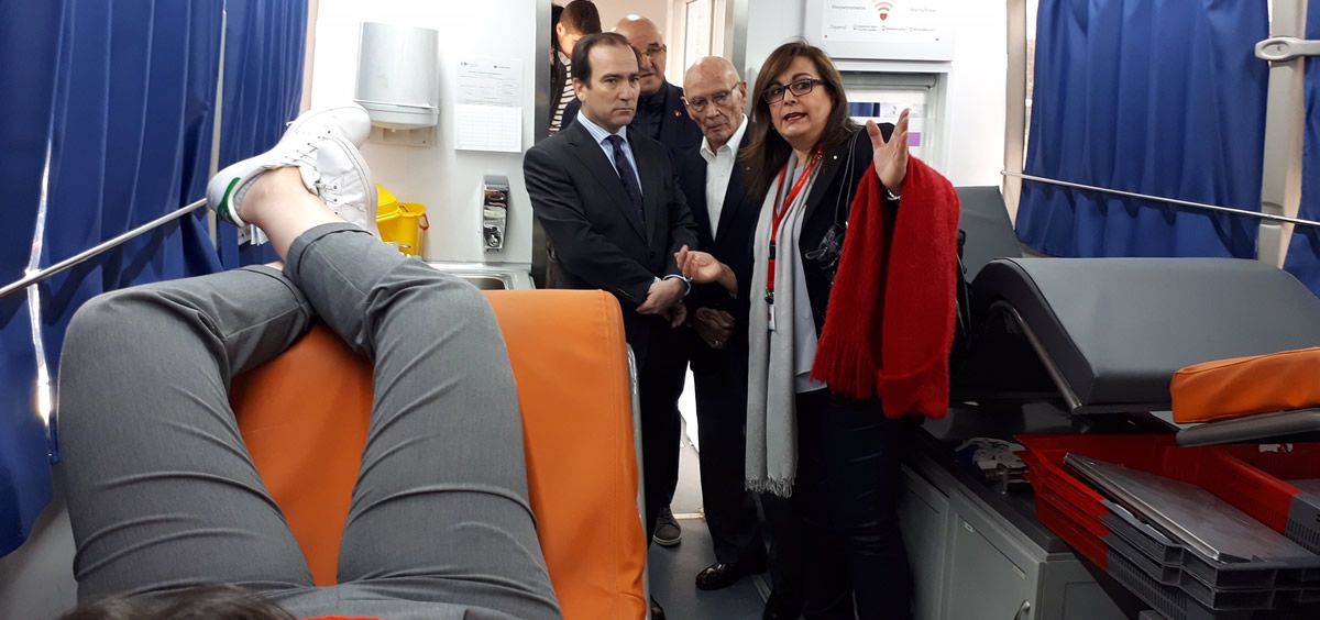 La Comunidad de Madrid invita a los usuarios de Metro a donar sangre